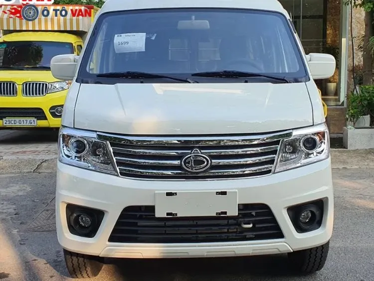 Xe tải van thiết kế gọn nhẹ, hỗ trợ cách lái xe tải an toàn dễ dàng di chuyển nội đô