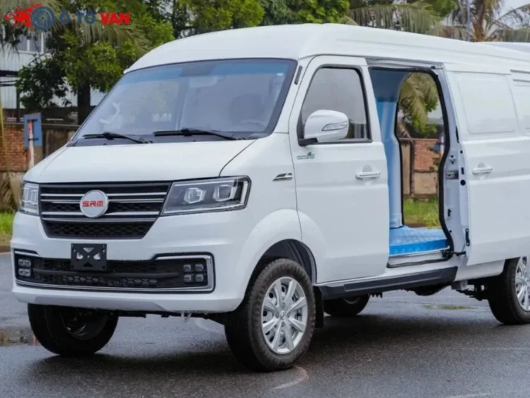 Ô tô Van – địa chỉ tin cậy cung cấp xe tải van chất lượng, hỗ trợ cách lái xe tải an toàn