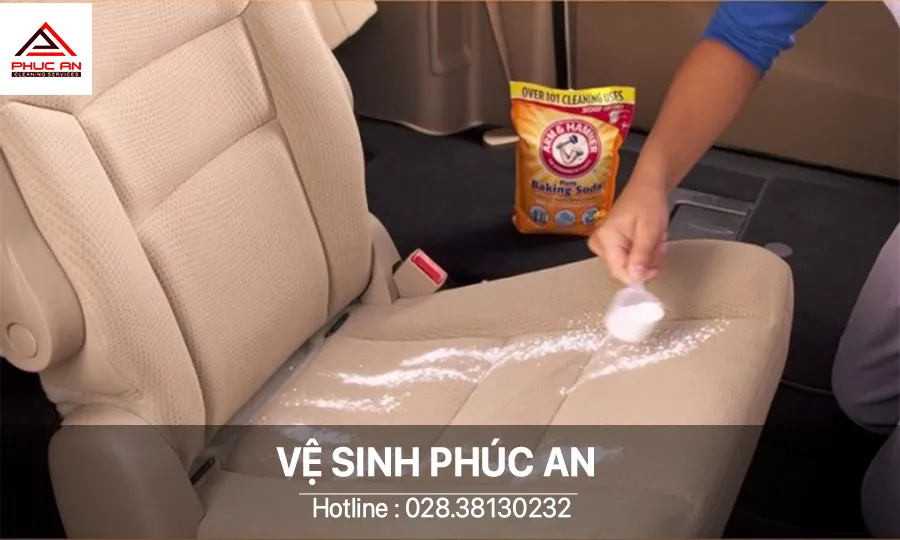 Cần chuẩn bị dụng cụ và hóa chất trước khi vệ sinh ghế nỉ ô tô