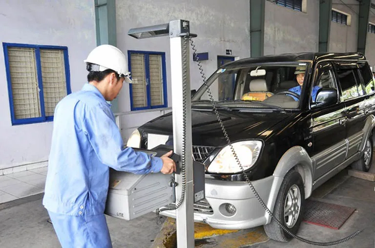Địa điểm nộp lệ phí đường bộ xe ô tô 5 chỗ