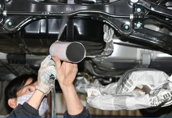 Lợi ích của việc phủ gầm ô tô chống rỉ