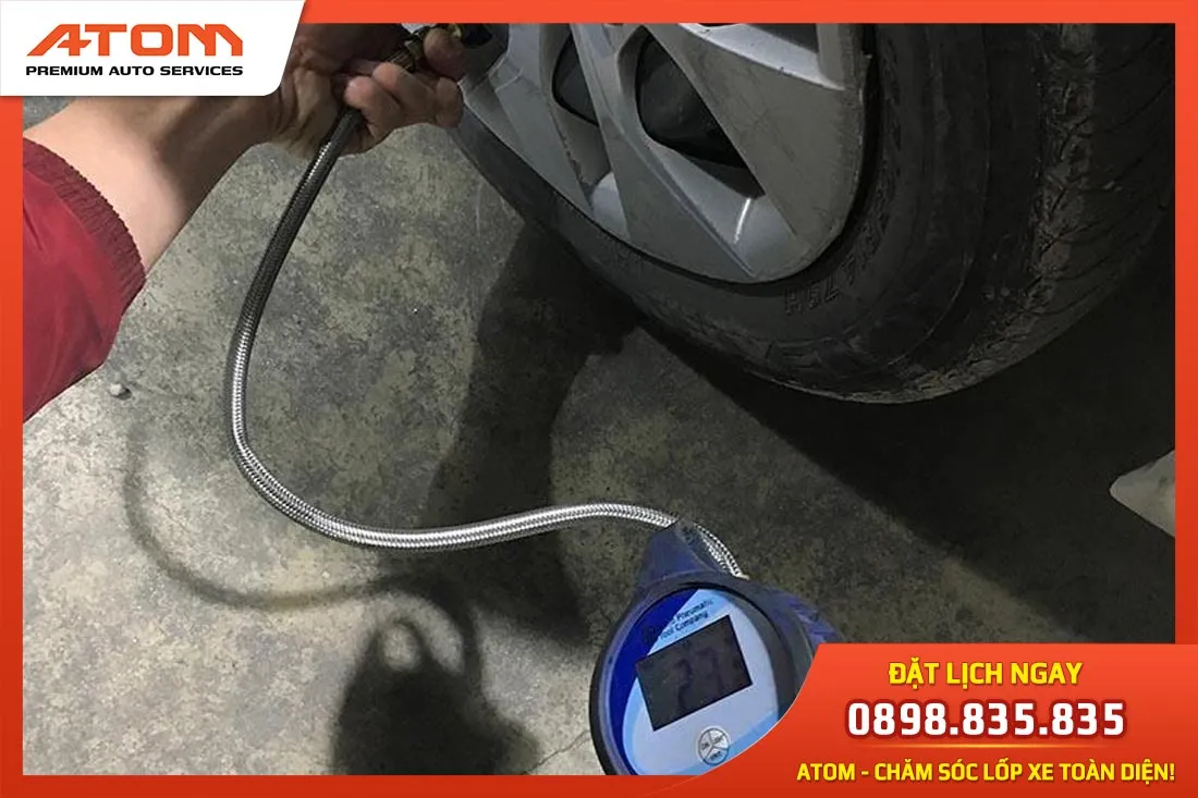 Áp suất lốp không đúng tiêu chuẩn là nguyên nhân hàng đầu khiến lốp ô tô nhanh hỏng