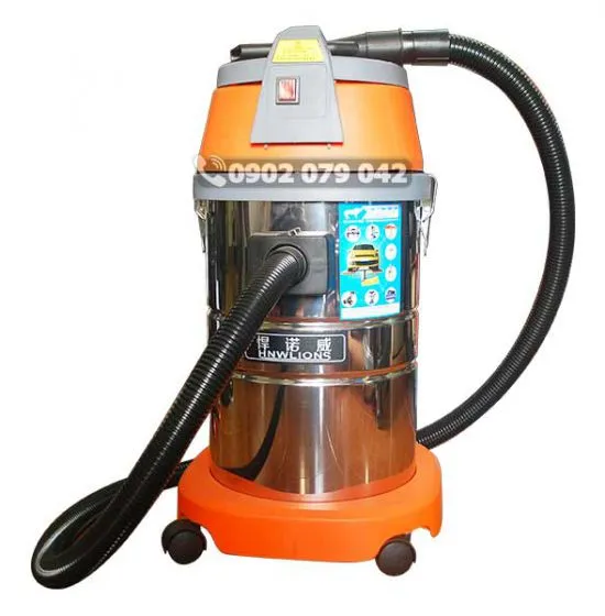 Máy hút bụi khô và ướt dung tích 30L hỗ trợ vệ sinh nội thất xe tải hiệu quả