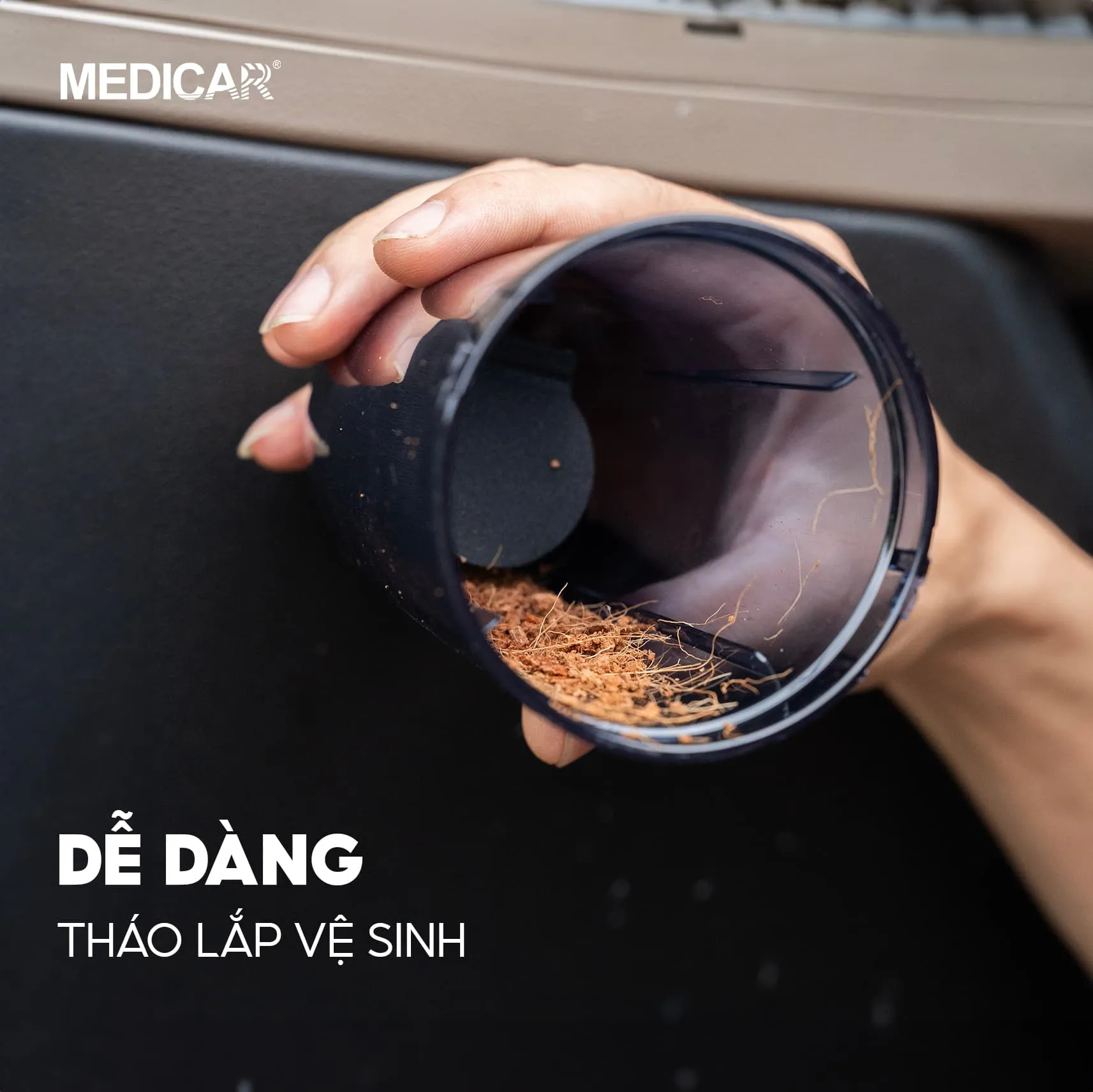 Thiết kế dễ dàng tháo lắp và vệ sinh của máy hút bụi ô tô cầm tay Medicar
