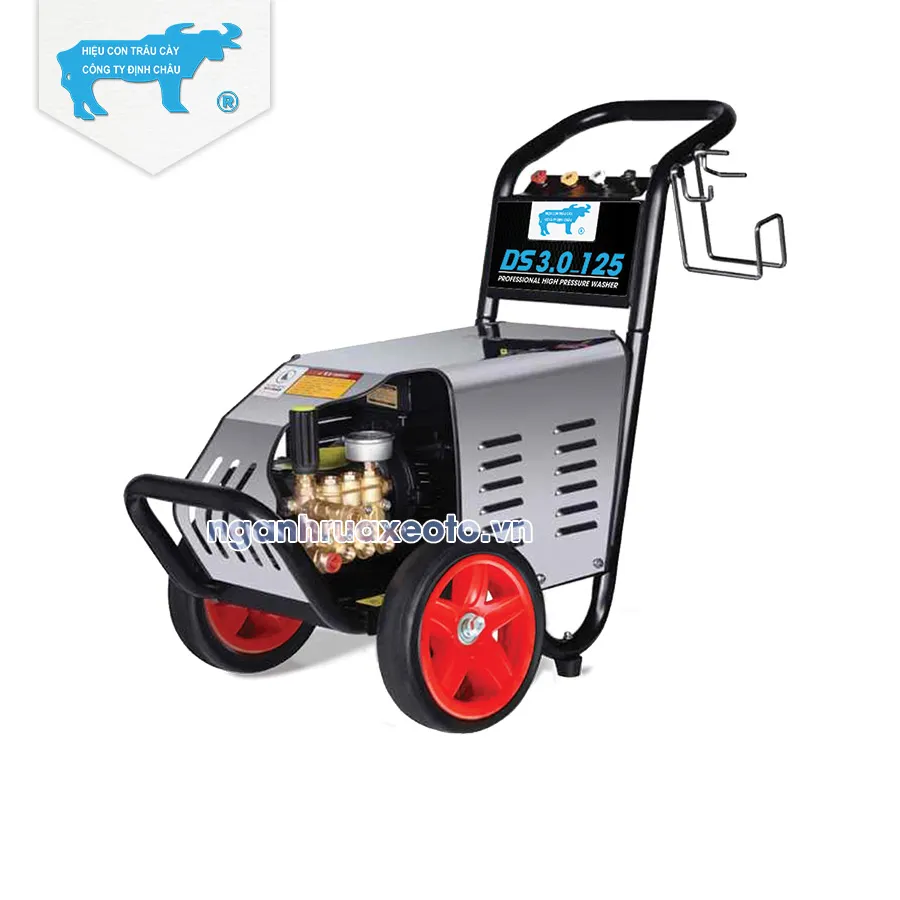 Máy rửa xe cao áp công suất 3Kw đảm bảo áp lực nước mạnh mẽ cho mọi dòng xe