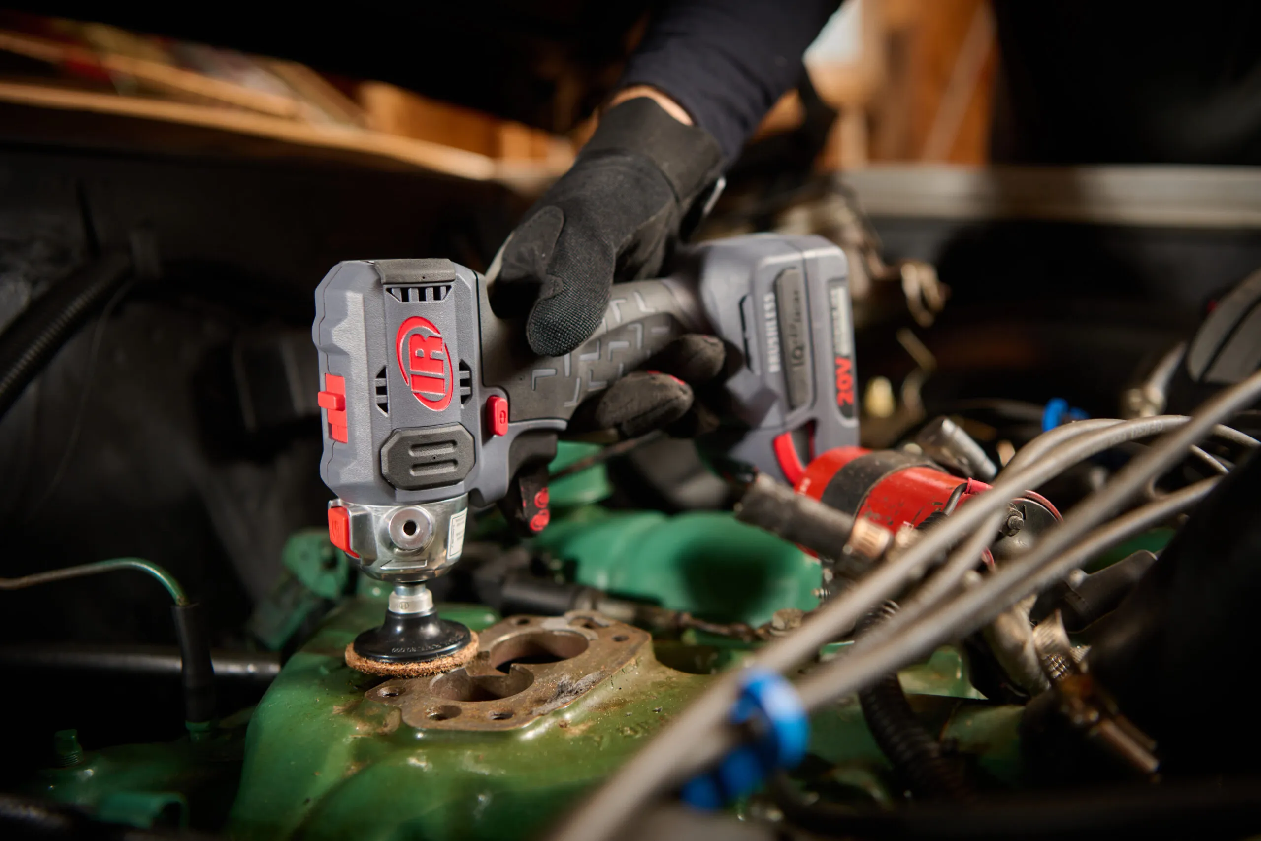 Quy trình siết ốc chuẩn trên ô tô bằng máy siết bu lông