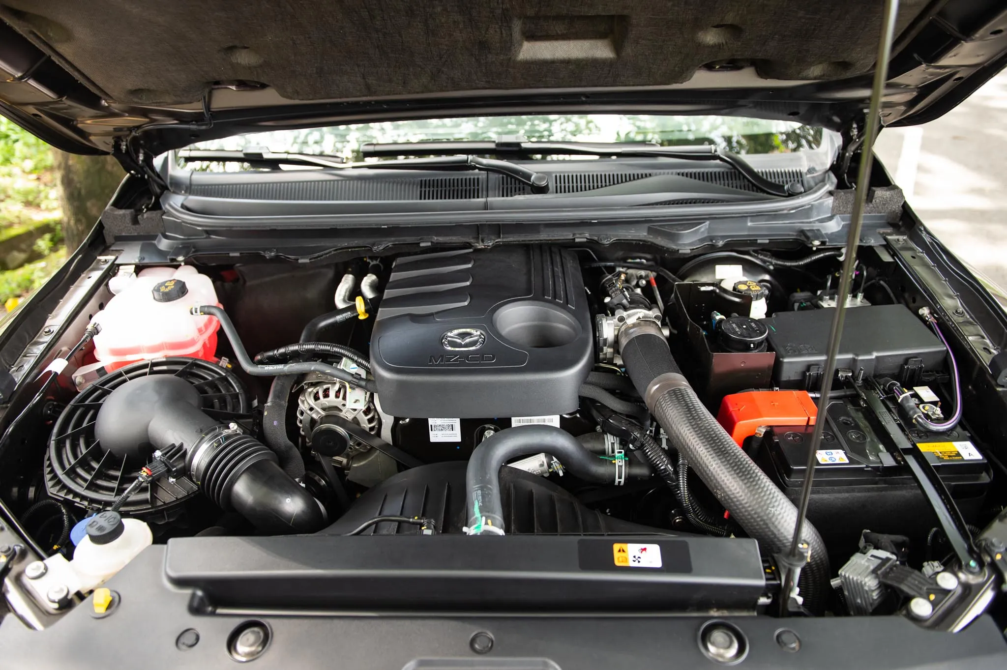 Động cơ dầu Turbo tăng áp mạnh mẽ của Mazda BT-50 2018