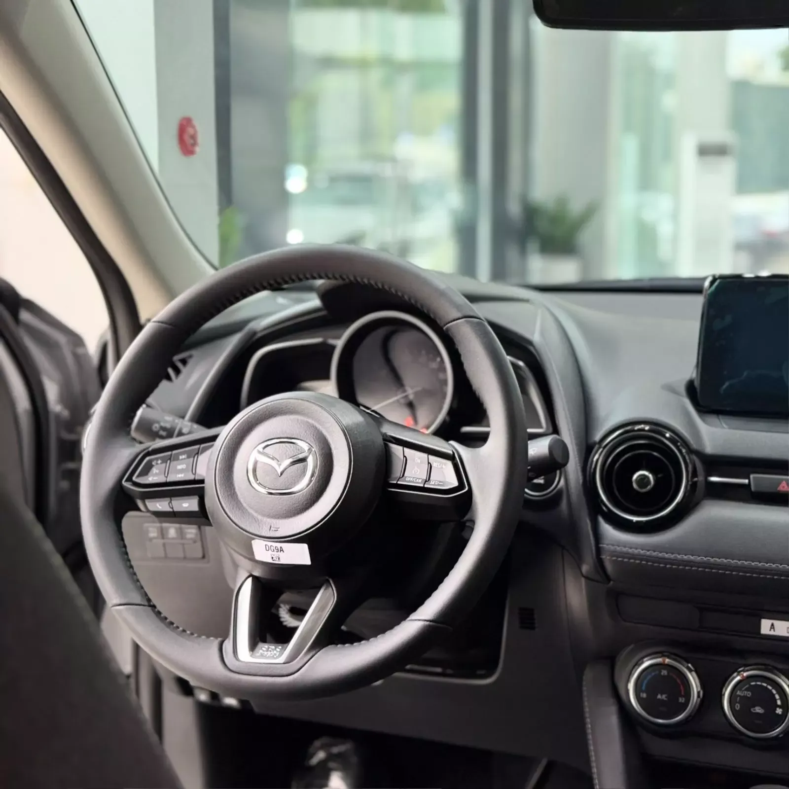 Vô-lăng xe Mazda CX-3 .