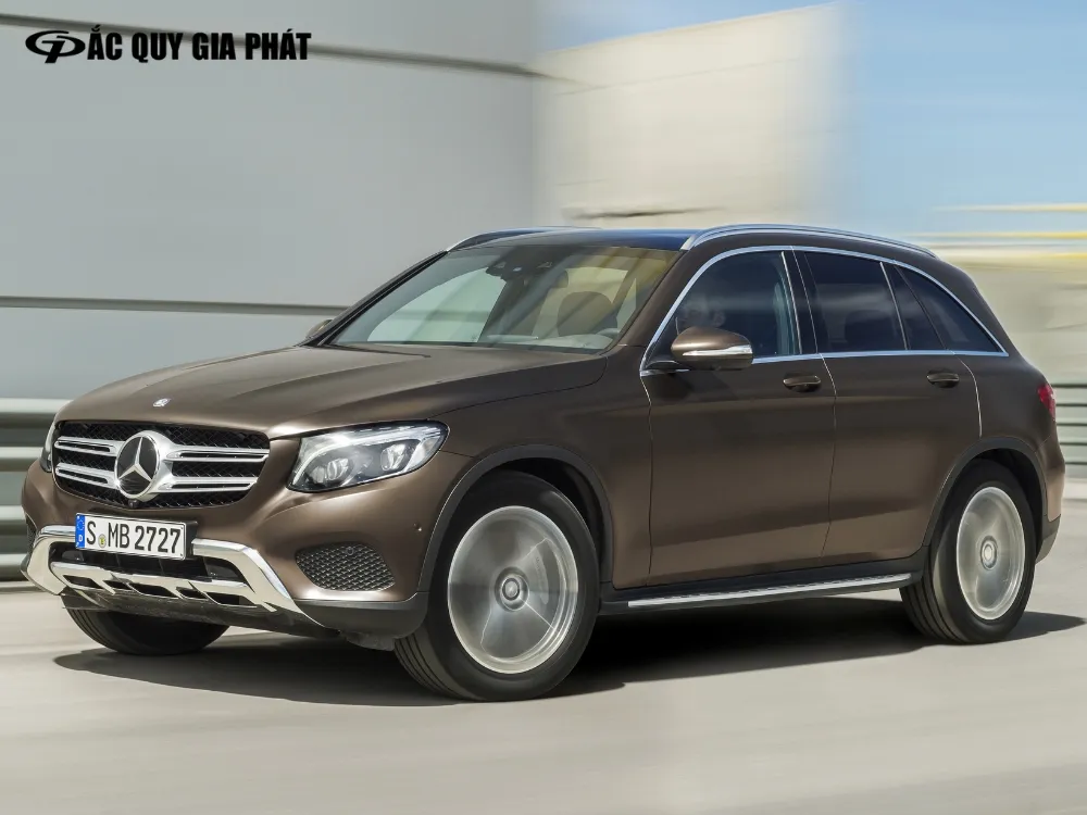 Mercedes-Benz GLC & Lexus RX 350