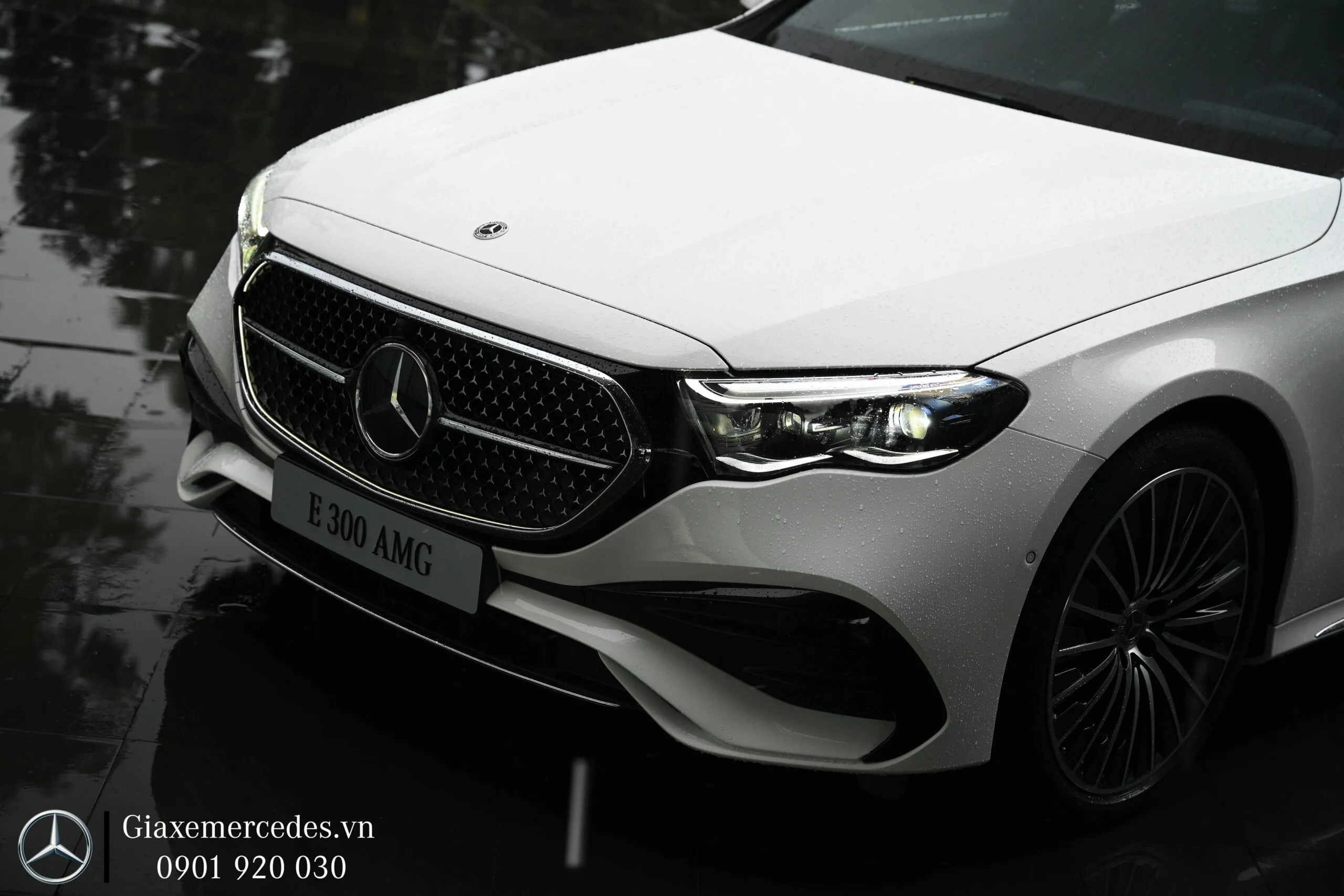 Đầu xe Mercedes E300 AMG