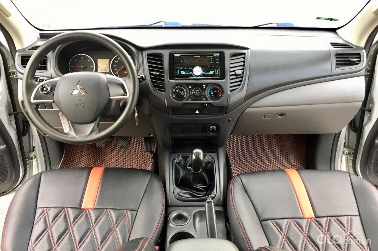 Triton 2010 trên đường