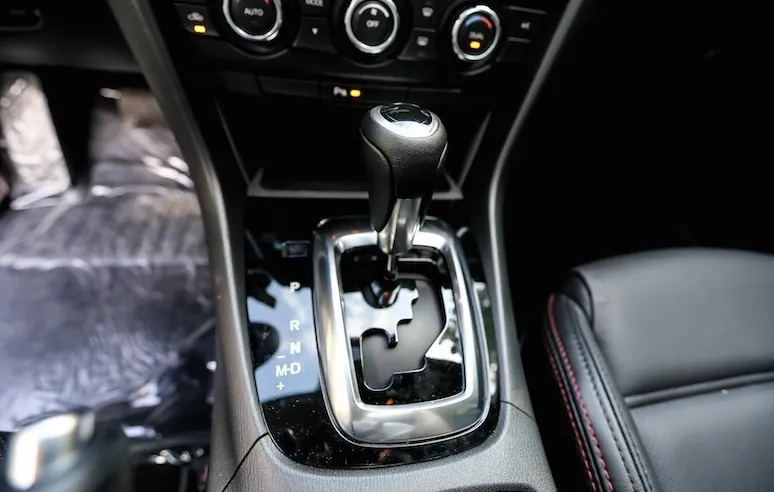 Một số loại cần số xe tự động 2