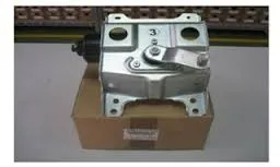 Mô tơ gạt nước xe Hino hệ thống điện 24V