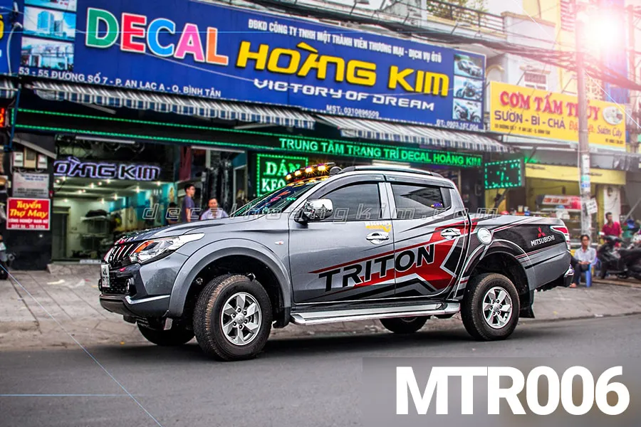 Mẫu tem xe bán tải Triton MTR006 với họa tiết sọc đen trắng độc đáo
