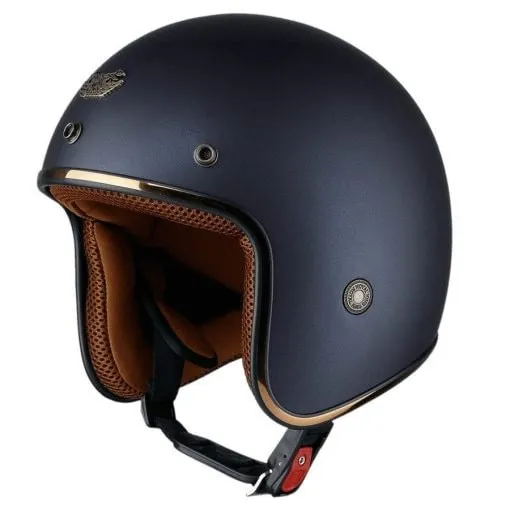 Mũ bảo hiểm Asia được ưa chuộng trong nước và nước ngoài