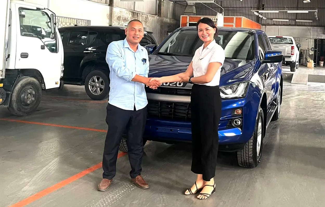 mua xe bán tải d-max trả góp