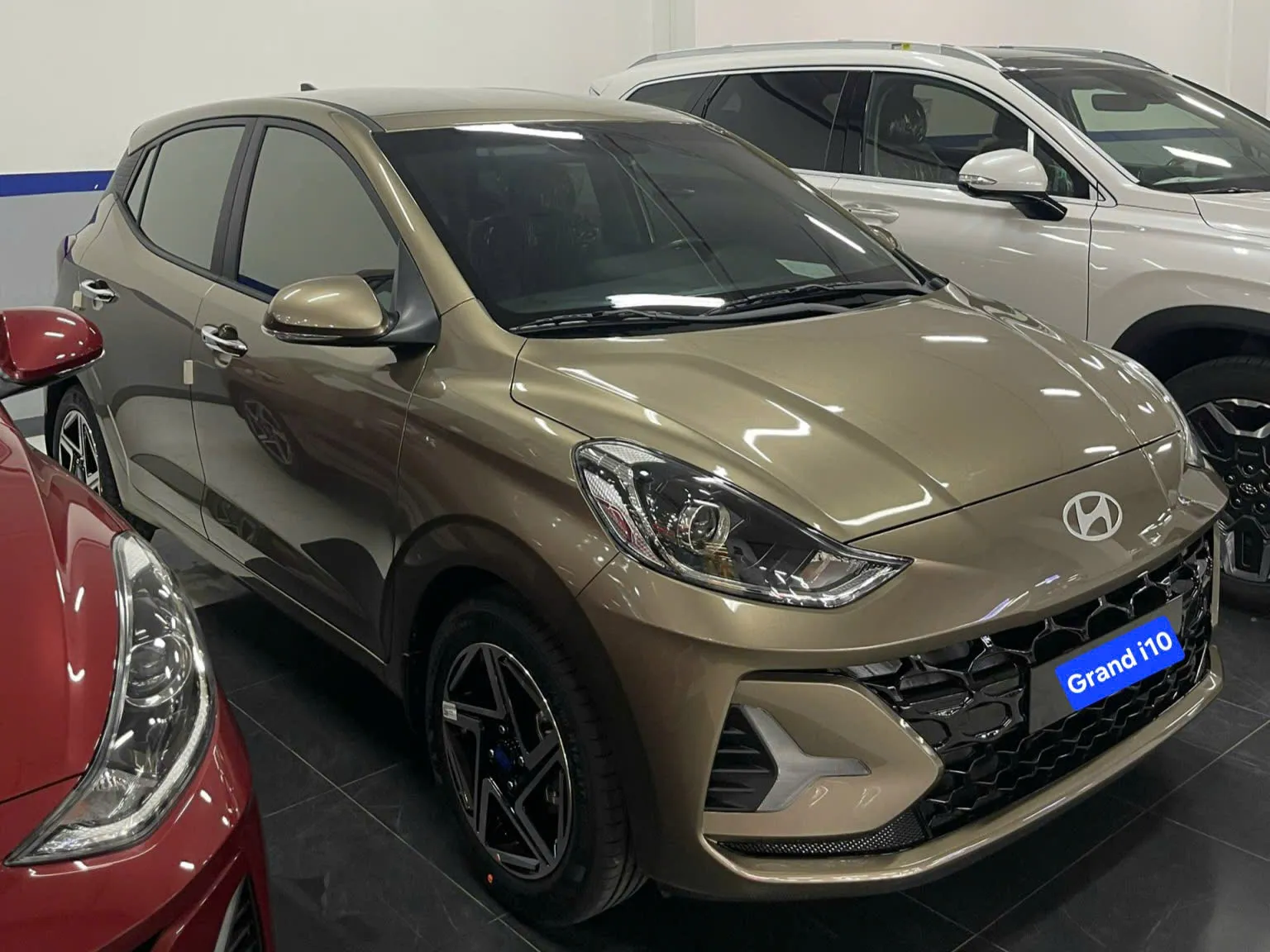 Tư vấn tài chính mua xe Hyundai i10 trả góp qua ngân hàng