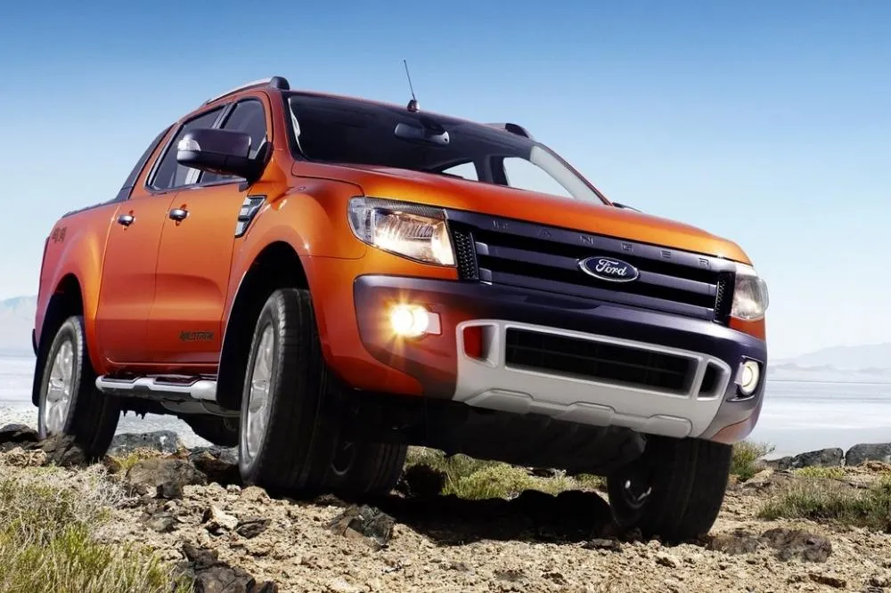 Các chuyên gia khuyên rằng cần mua xe bán tải Ford Ranger cũ vì những ưu điểm vượt trội