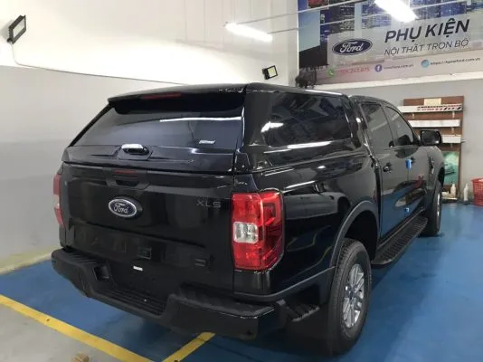 Nắp thùng cao không đèn hậu cho các loại xe bán tải giá rẻ vẫn đảm bảo tính năng chứa đồ