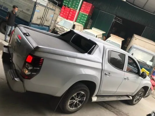 Mẫu nắp thùng cuộn cơ Triton phiên bản 2022