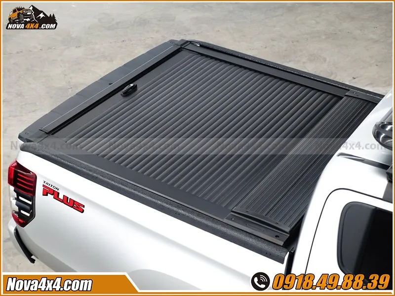 Gắn nắp thùng cuộn xe bán tải đẹp tại TP.HCM