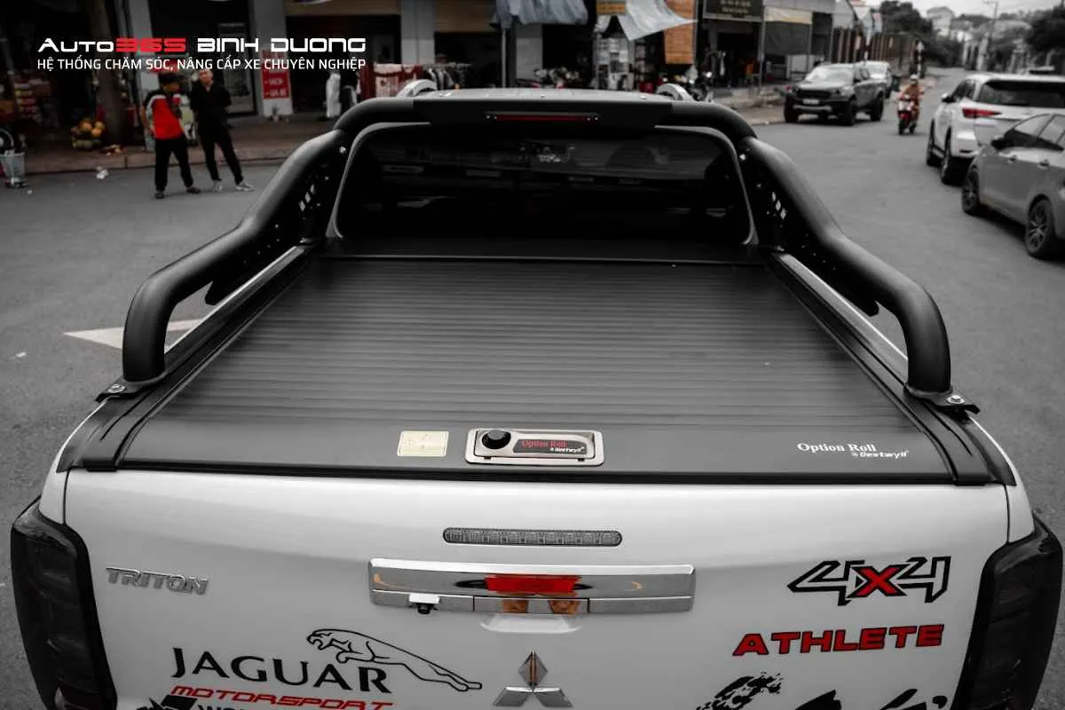 Nắp thùng xe bán tải cuộn cơ tương thích với nhiều dòng xe bán tải trên thị trường