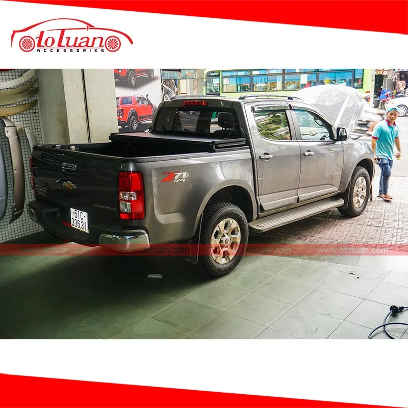 Nắp thùng xe bán tải Colorado