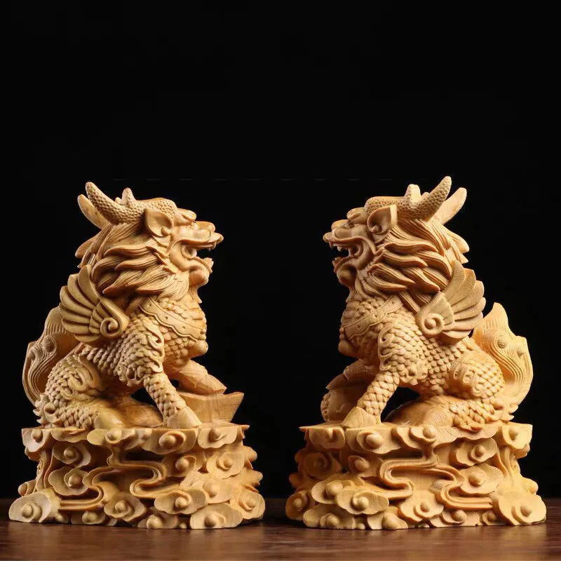 Tượng Kỳ Lân gỗ đặt trên Taplo ô tô giúp bảo hộ, hóa giải sát khí