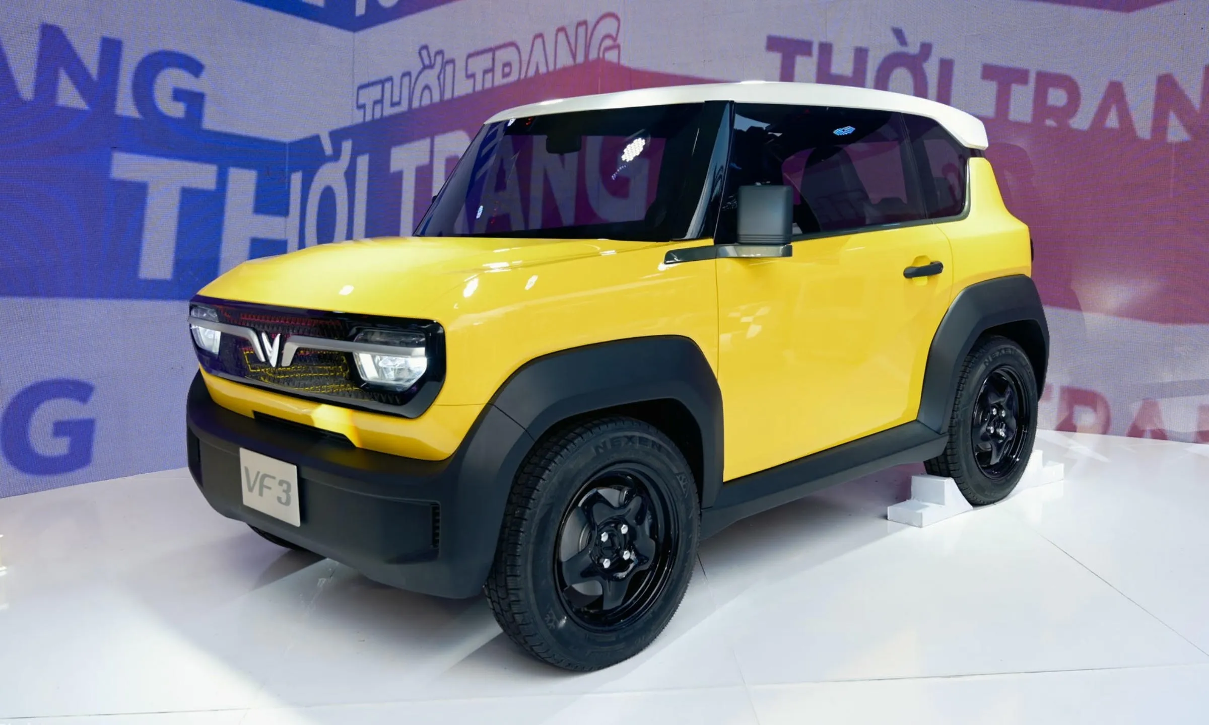 Giá xe VinFast VF3 chỉ ở mức 240 triệu khi thuê pin và 322 triệu khi mua cả pin