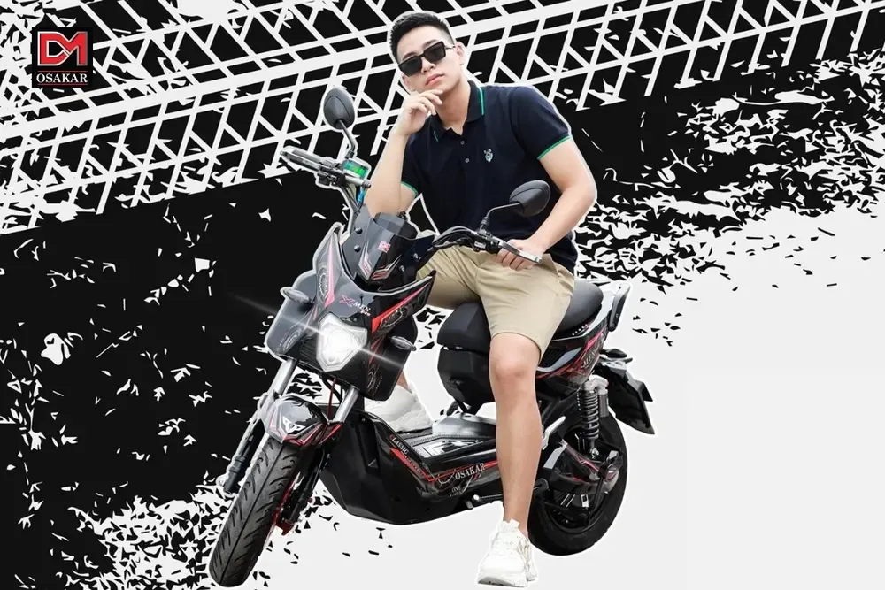 Người điều khiển xe Xmen cần sạc đúng thời điểm và tuân thủ quy trình kết nối để đảm bảo an toàn tuyệt đối