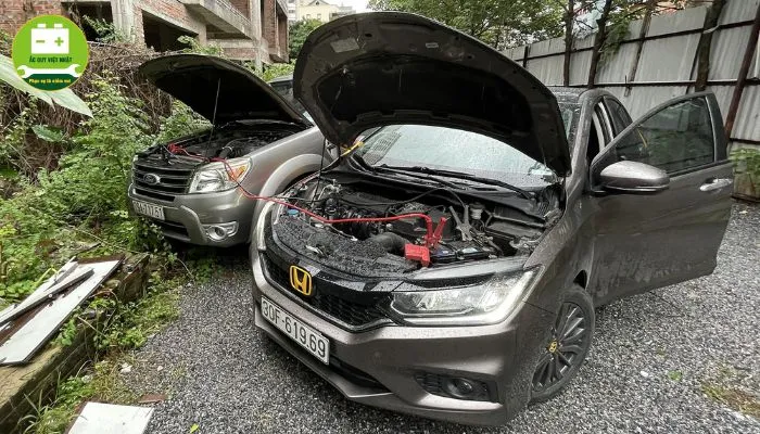 Xe ô tô lâu ngày không hoạt động cũng chính là nguyên nhân khiến cho bình ắc quy hết điện