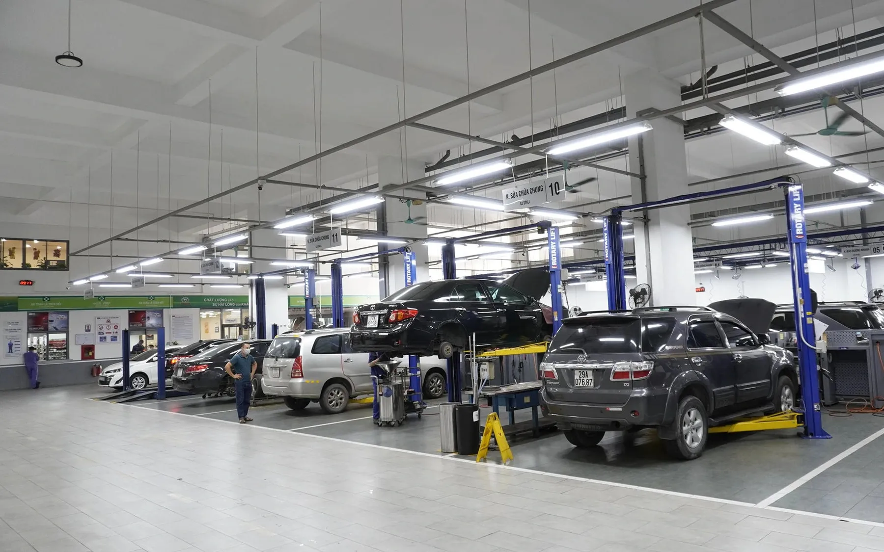 allintitle:niên hạn sử dụng xe ô tô được áp dụng cho xe chở hàng và chở người