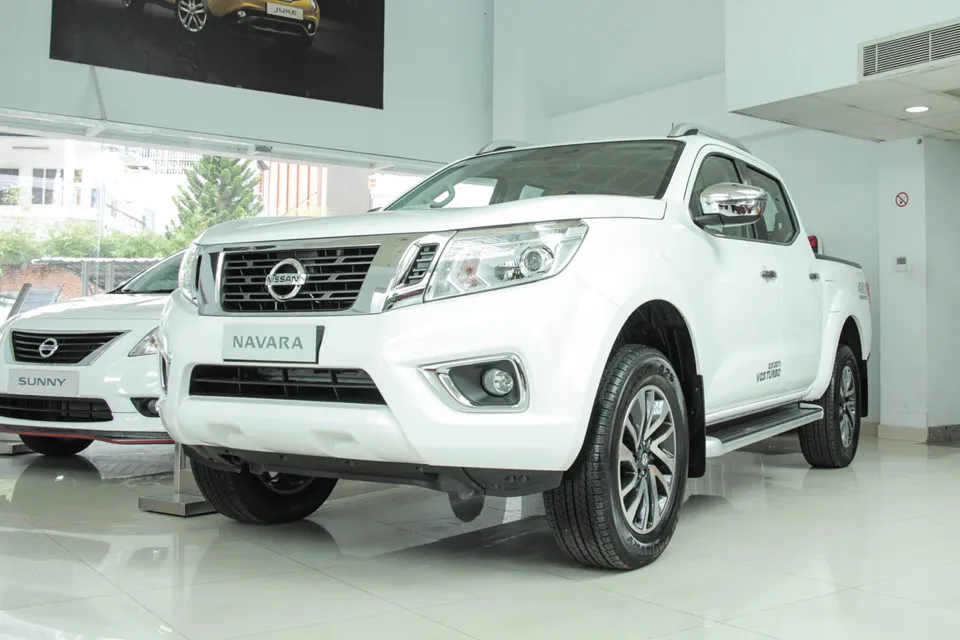 Allintitle: Xe bán tải Nissan Navara 2018 sở hữu một ngoại hình bề thế và quyền lực