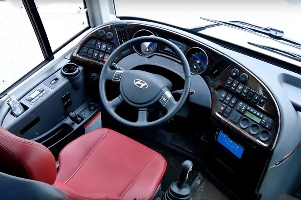 Nội thất cabin xe khách Hyundai Universe