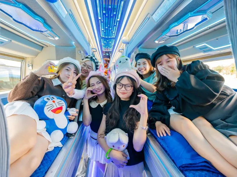 Không gian nội thất cabin riêng biệt trên xe khách đi Cửa Lò