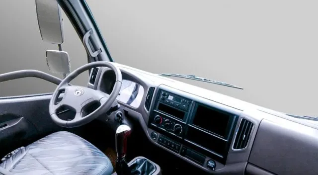 Hình ảnh nội thất cabin xe ben Thaco Forland FD150-4WD