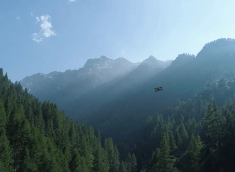 Hệ thống cánh quạt ẩn của Model A hoạt động khi chuyển sang chế độ bay, giảm tiếng ồn và tăng tính thẩm mỹ