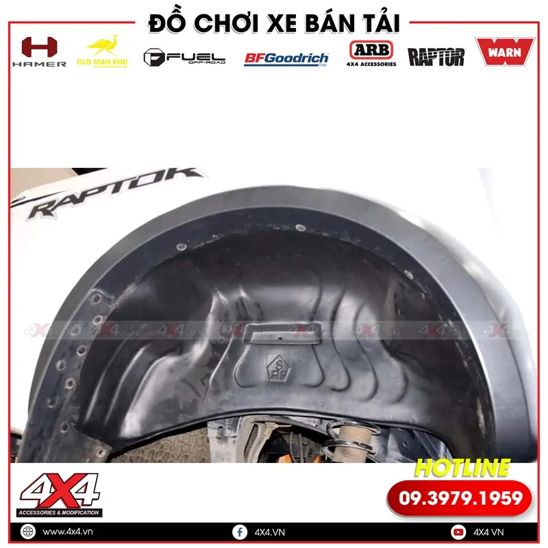 Ốp lòng vè giúp chống đá văng và bùn sình làm dơ các phụ tùng bên trong hốc bánh xe