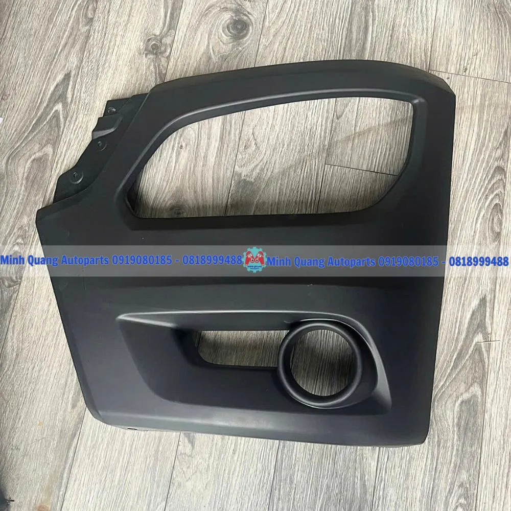 Ốp đèn pha bên phải Hino 500 Victor