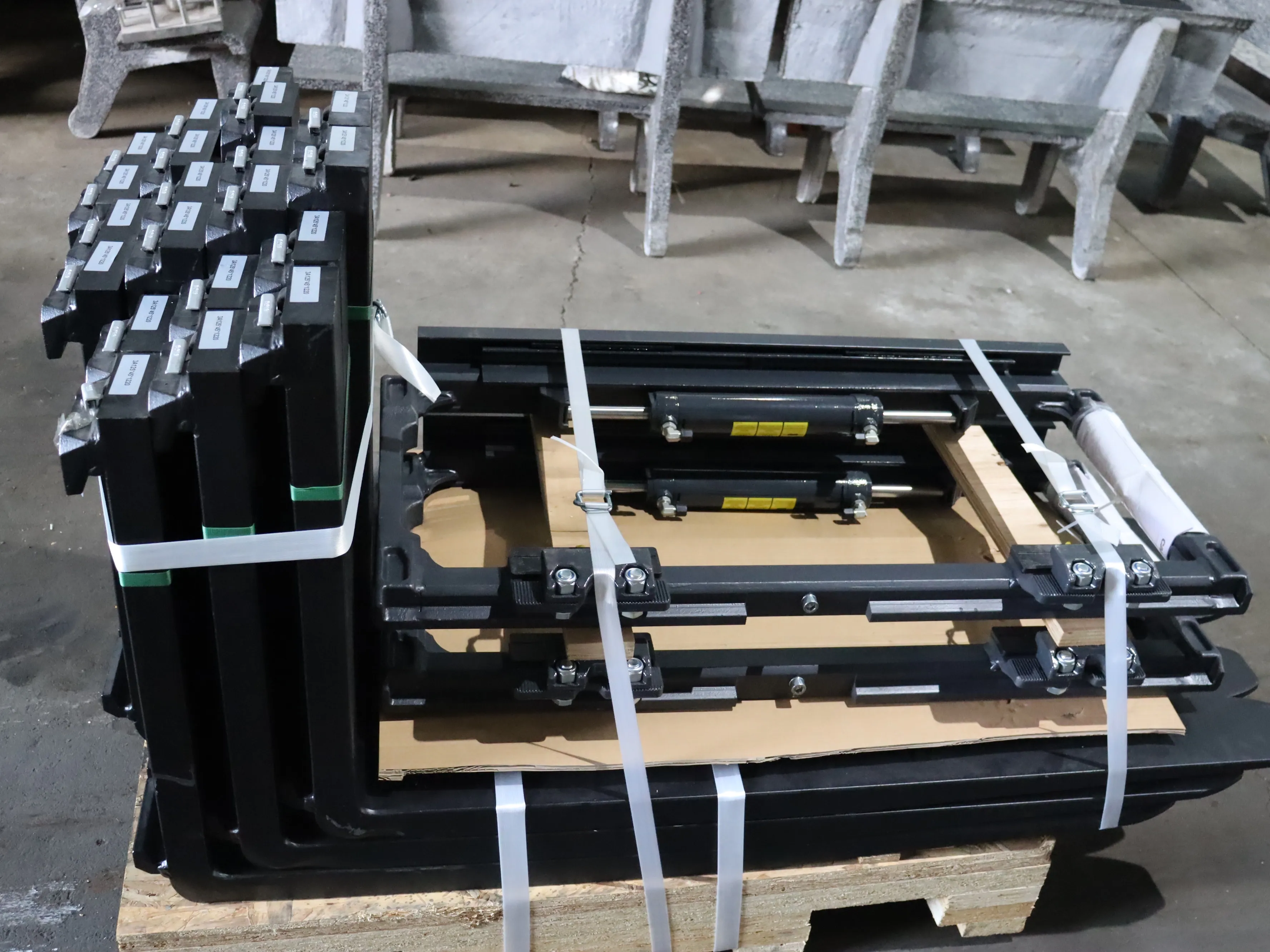 Càng nâng xe nâng chính hãng với độ bền cao