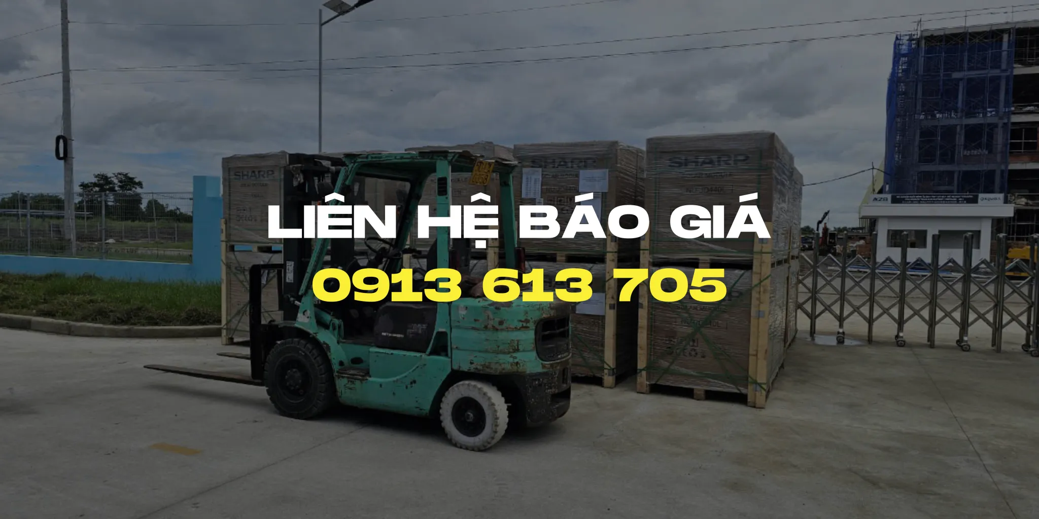 Biển hiệu dịch vụ vận tải và cho thuê xe cẩu uy tín