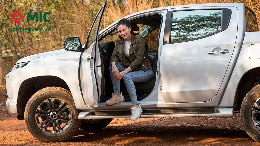 Quy định về phí mua bảo hiểm bắt buộc cho ô tô bán tải