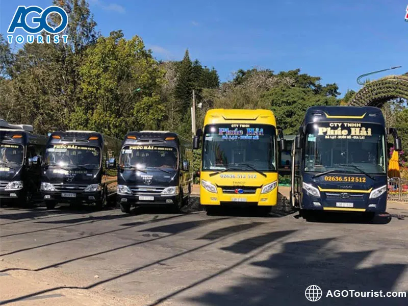 Xe Limousine Phúc Hải với 34 phòng riêng biệt, ghế massage và màn hình giải trí cá nhân