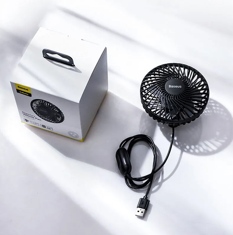 Phím bật tắt, thay đổi tốc độ quạt gắn cửa gió điều hòa ô tô nằm trên dây tiện lợi