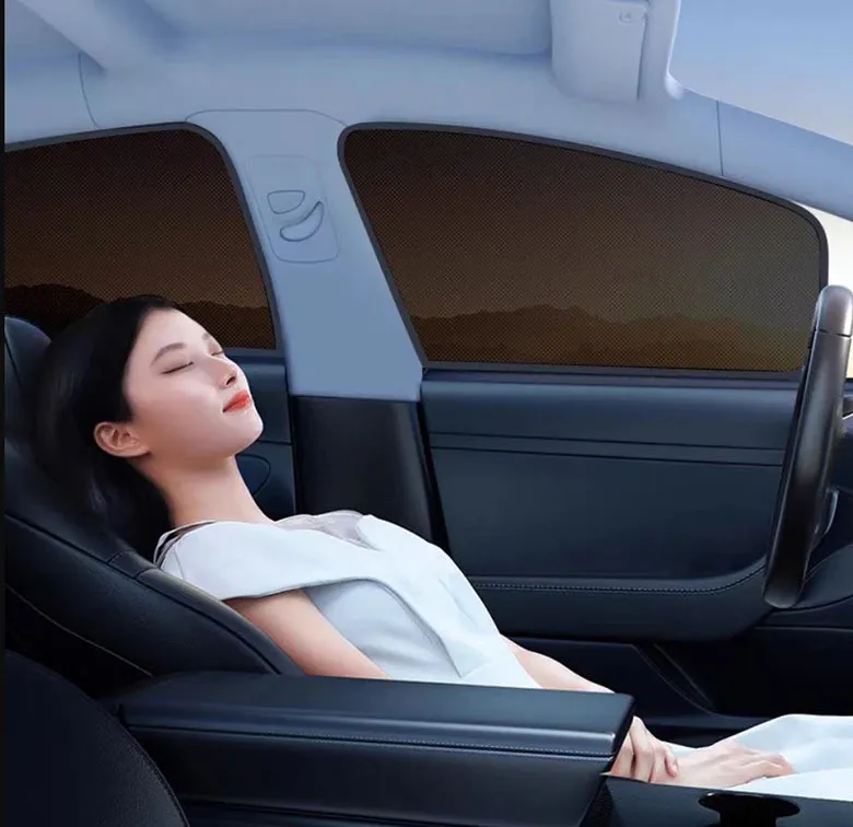 Bộ 4 miếng che nắng ô tô chuyên dụng chống tia UV, bảo vệ nội thất