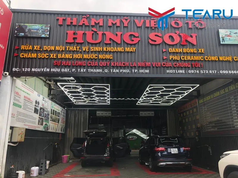 Giá vệ sinh khoang máy phụ thuộc loại xe