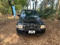 Mẫu xe bán tải rẻ nhất Ford Ranger 2003 giá 55 triệu