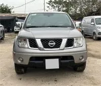 Nissan Navara 2012 LE màu bạc tại Hà Nội