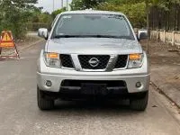 Nissan Navara LE 2013 màu bạc, đăng ký lần đầu 2015