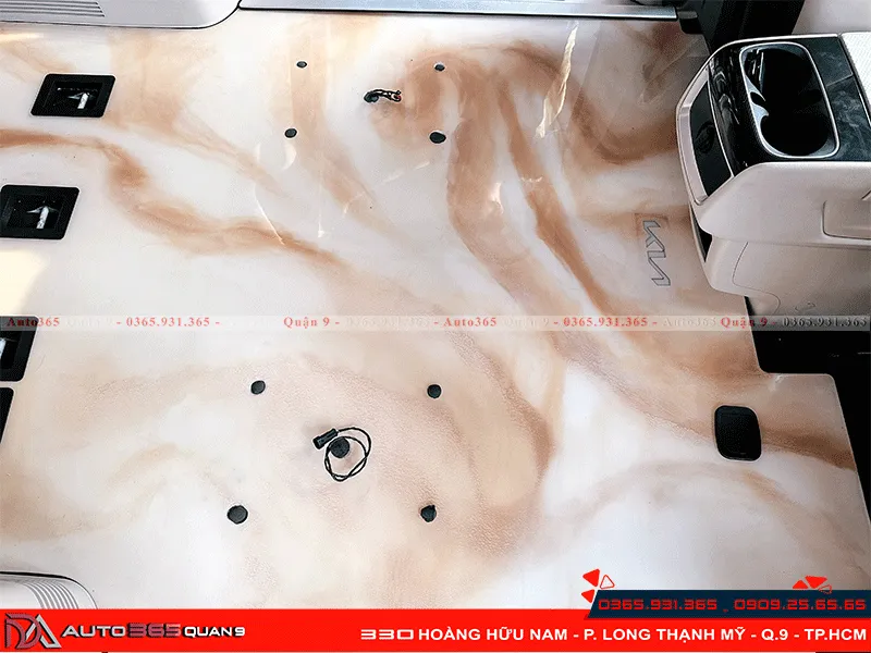 Kiểm tra và hoàn thiện chi tiết nội thất tại Auto365 Quận 9